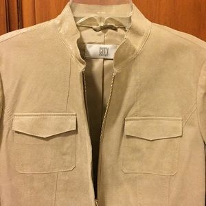 WOMENS WAIST LENGTH LEATHER JACKET